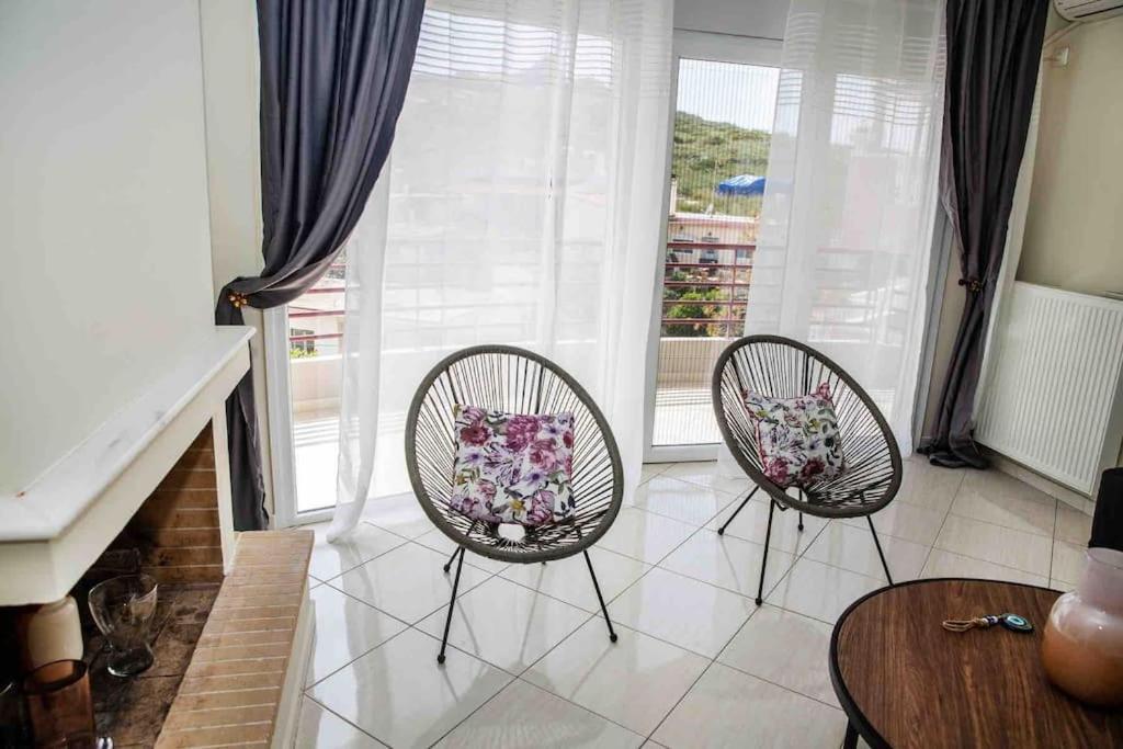 Seaview 2bdr 4 Min Dive From The Sea Apartment Lavrion