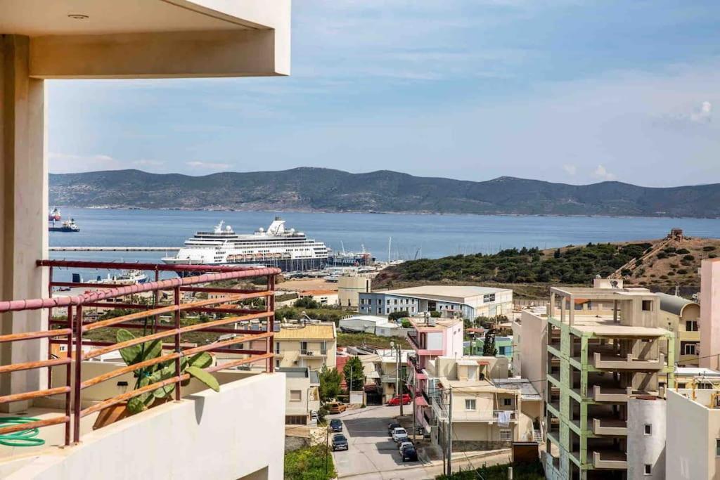 Seaview 2bdr 4 Min Dive From The Sea Apartment